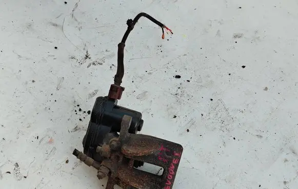 Land Rover Evoque I Rear brake caliper 
