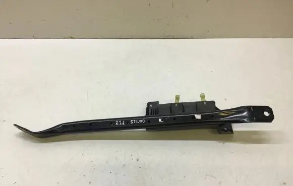 Alfa Romeo Stelvio Radiator support slam panel bracket 