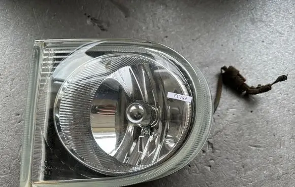 Nissan Patrol Y61 Rear fog light 26159VC300