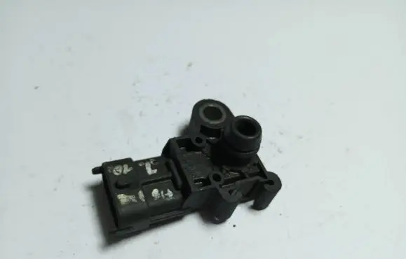 Opel Zafira B Air pressure sensor 0261230146