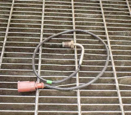 Audi Q3 8U Oil temperature sensor 03L906088CL