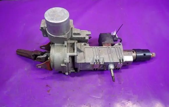 Renault Megane II Power steering pump