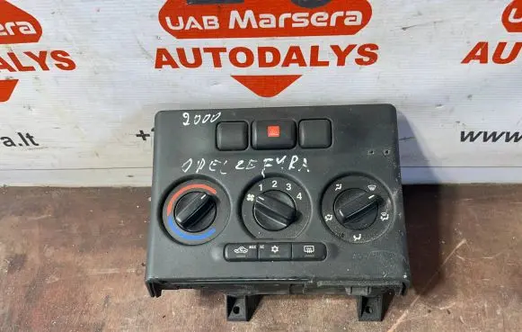 Opel Zafira A Climate control unit 024420732 93101