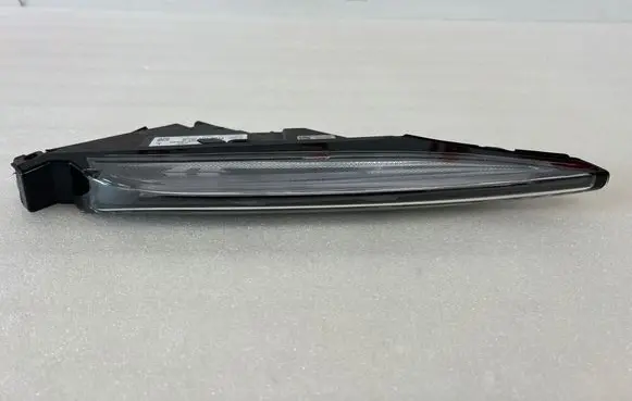 Porsche Macan (95B) LED Daytime headlight 95B953081B 400000040678949 11291010000
