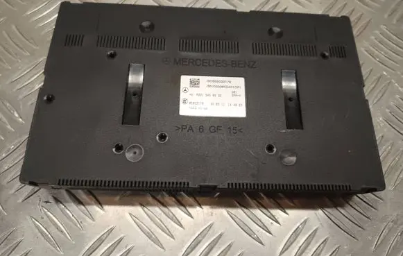 Mercedes-Benz S W221 Fuse box set A2215458532 130S05022179 05022179
