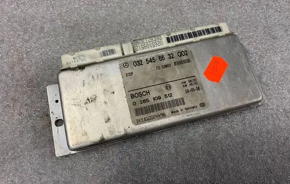 Mercedes-Benz E W211 ESP (stability system) control unit 0325456632
