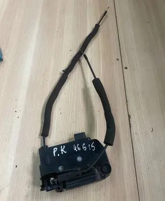 Iveco Daily 6th gen Coupe door lock (next to the handle) 5801556813