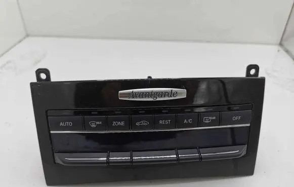 Mercedes-Benz E W212 Climate control unit A2128300385 A2129007504 5HB00935515