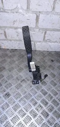 Volkswagen Touareg I Accelerator throttle pedal 7L6723507