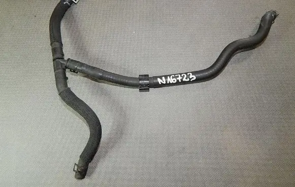 Volkswagen Golf Sportsvan Engine coolant pipe/hose