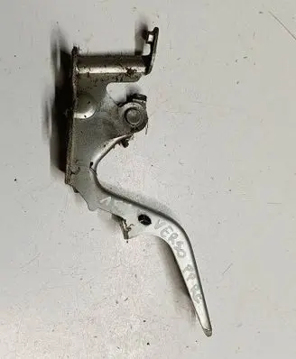 Toyota Verso Engine bonnet/hood hinges 