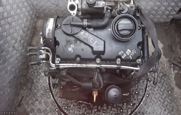 Volkswagen Golf V Engine