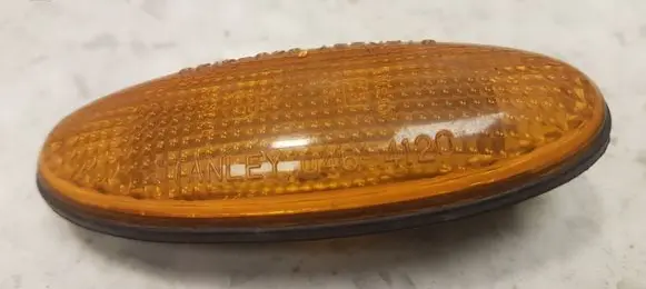 Mazda 323 F Front fender indicator light 0464120 E2013141