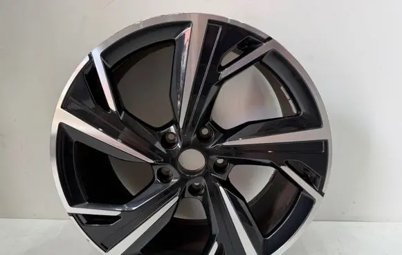 Audi A6 etron 85E R21 alloy rim 85E601025Q
