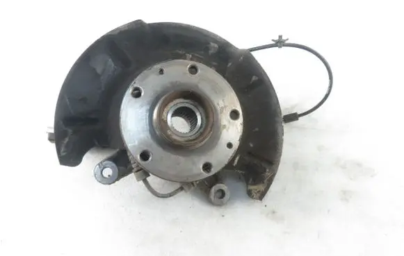 Fiat Sedici Front wheel hub spindle knuckle