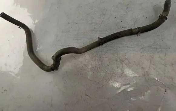 Peugeot 4007 Engine coolant pipe/hose