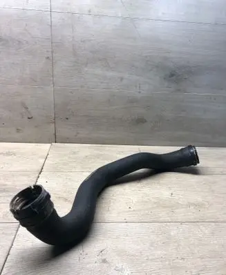 Mercedes-Benz E W213 Engine coolant pipe/hose A2135015201 CT159248 18566687A