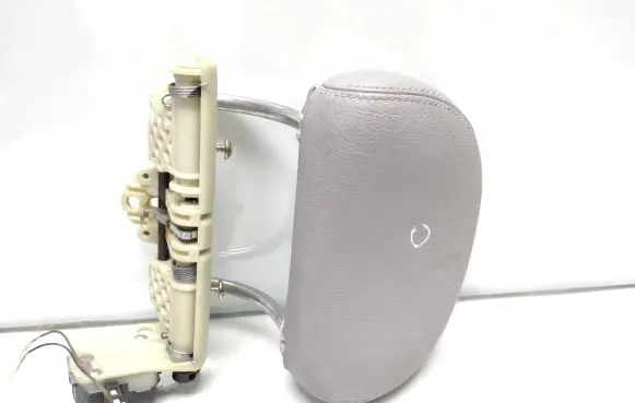 Mercedes-Benz E W211 Rear seat headrest 