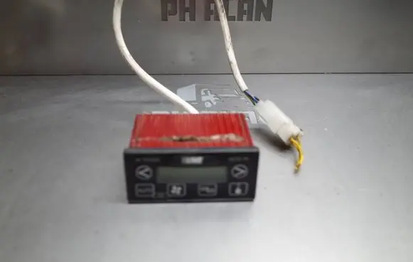 Iveco Daily 3rd gen Climate control/heater control trim 11168 VDS4406C SN7349