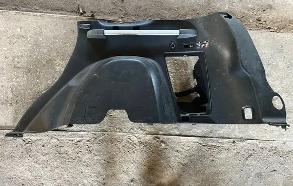Peugeot 4007 Trunk/boot side trim panel 