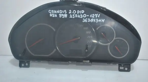 Mitsubishi Grandis Speedometer (instrument cluster) 2574301271GRANDIS