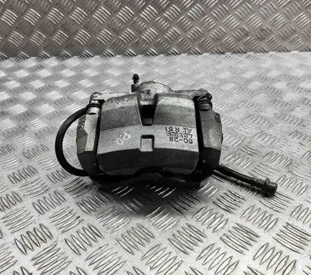 Lexus UX Front brake caliper 4773076010
