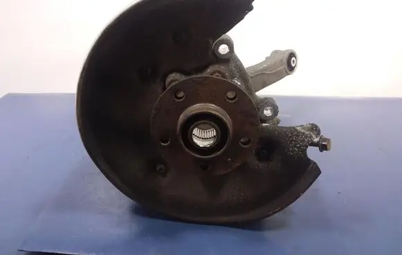 Audi A7 S7 4G Front wheel hub spindle knuckle