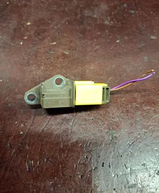 Audi A4 S4 B8 8K Airbag deployment crash/impact sensor 8K0959651 5WK43738