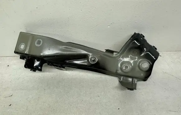 BMW iX Fender mounting bracket 8737204