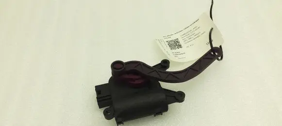Volkswagen Eos Air flap motor/actuator 0132801344 1K2907511E