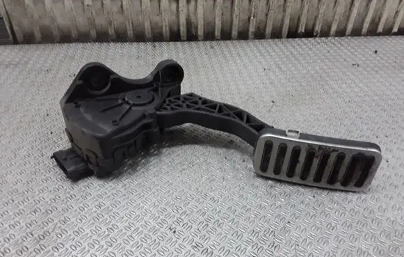 KIA Ceed Accelerator throttle pedal 32700XXXXX
