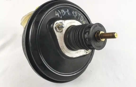Audi A4 S4 B5 8D Brake booster 4B3612105A