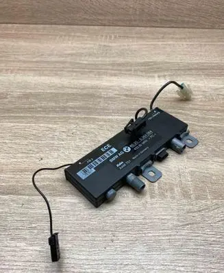 BMW 7 E38 Antenna control unit 8364084 AAM751