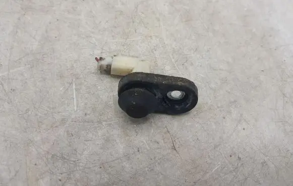 Toyota Avensis T220 Front door sensor coupe NOCODE