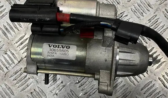 Volvo V60 Starter motor 30659805 B4164T HAMU4079754
