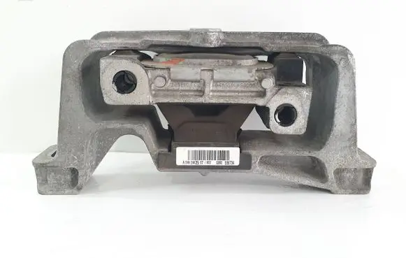Mercedes-Benz A W176 Engine mount bracket A2462402517