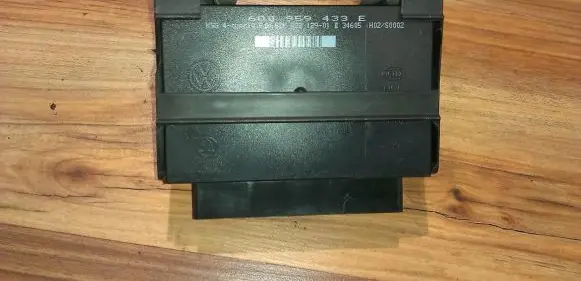 Skoda Fabia Mk1 (6Y) Other control units/modules 6Q0959433E 5DK008129-01