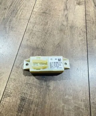 Mercedes-Benz C W204 Light module LCM A1669007101 A1669010201 A1669021401