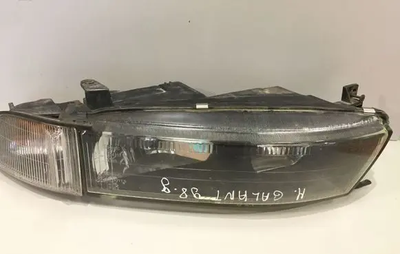 Mitsubishi Galant Headlight/headlamp