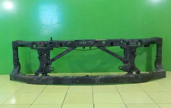 Land Rover Range Rover Sport L320 Radiator support slam panel WZMOCNIENIE