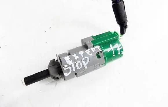 Peugeot Expert Brake pedal sensor switch