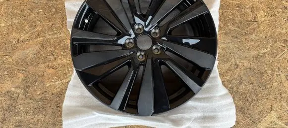 R19 alloy rim