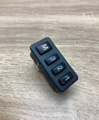 BMW 5 E39 Seat memory switch 8352160