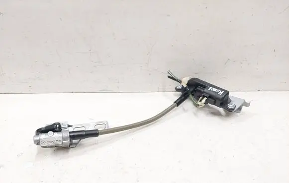 Mercedes-Benz R W251 Vent window/glass motor A2516700404 A2518201842 A2518200342