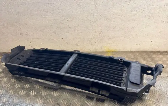 Volvo XC90 Intercooler air guide/duct channel 31455461