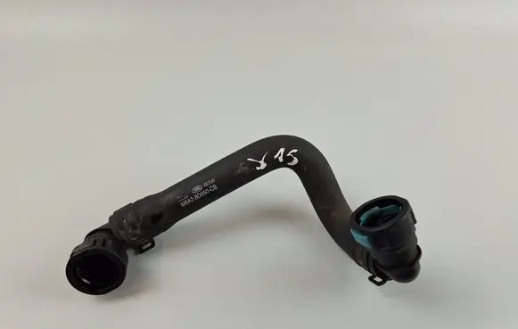 Jaguar F-Pace Engine coolant pipe/hose M8A28D050CB