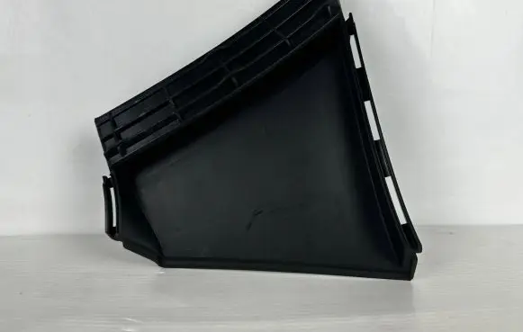 Skoda Scala Radiator trim 657121764
