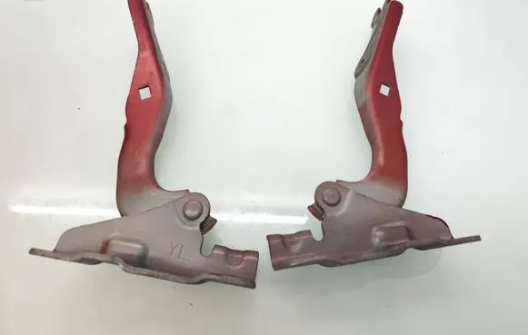 Mazda CX-5 Engine bonnet/hood hinges