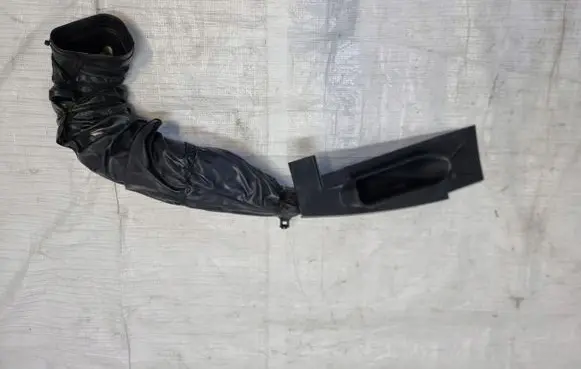 Air intake hose/pipe