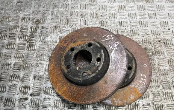 Mercedes-Benz E W211 Front brake disc
